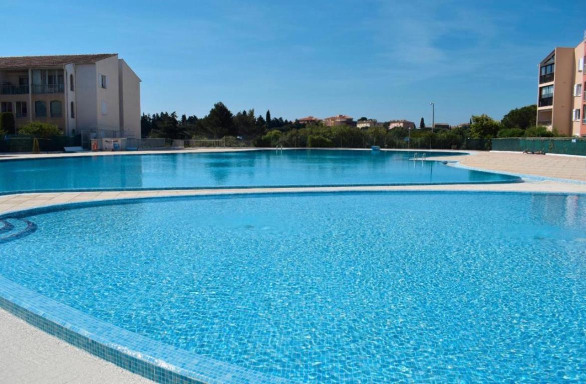 Studio Dans Residence, Piscine Lagon, Tennis Et Aire De Jeux Frejus Exterior photo